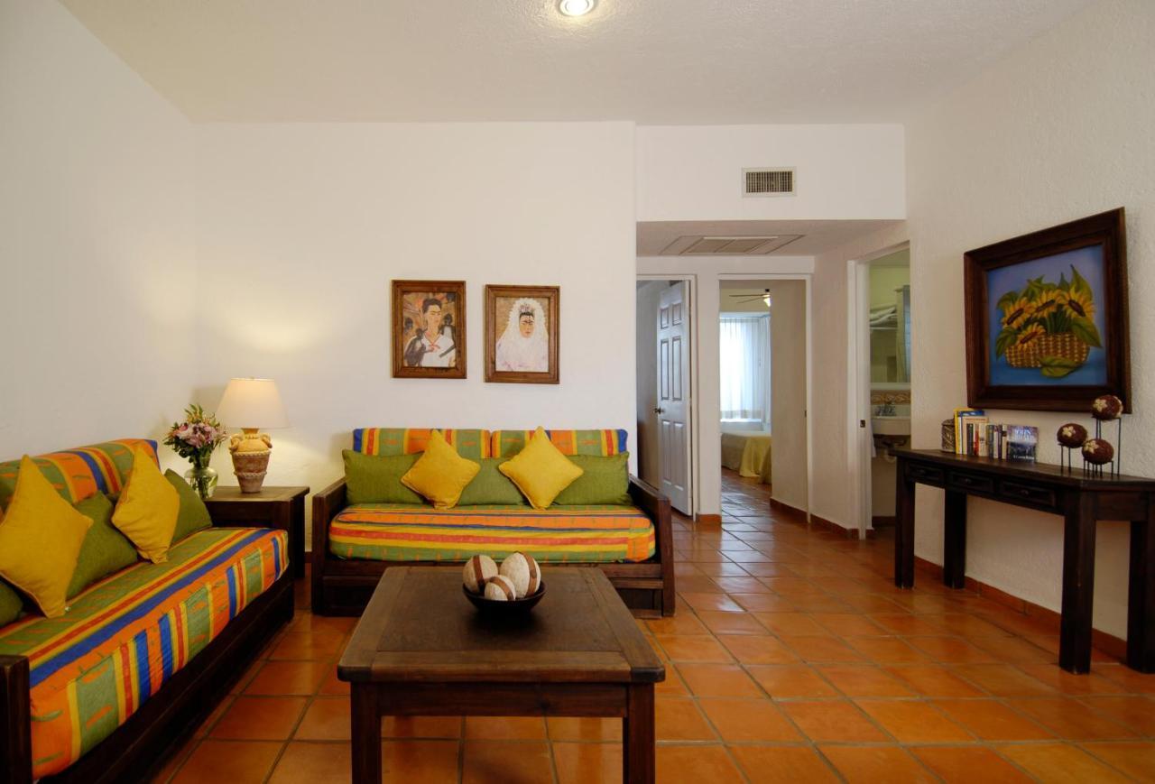 Las Palmas Condominio プレヤデルカーメン エクステリア 写真