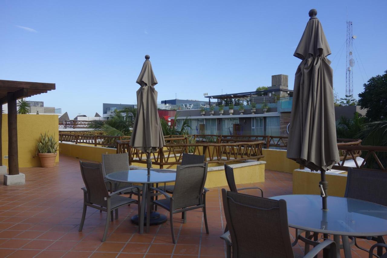 Las Palmas Condominio プレヤデルカーメン エクステリア 写真